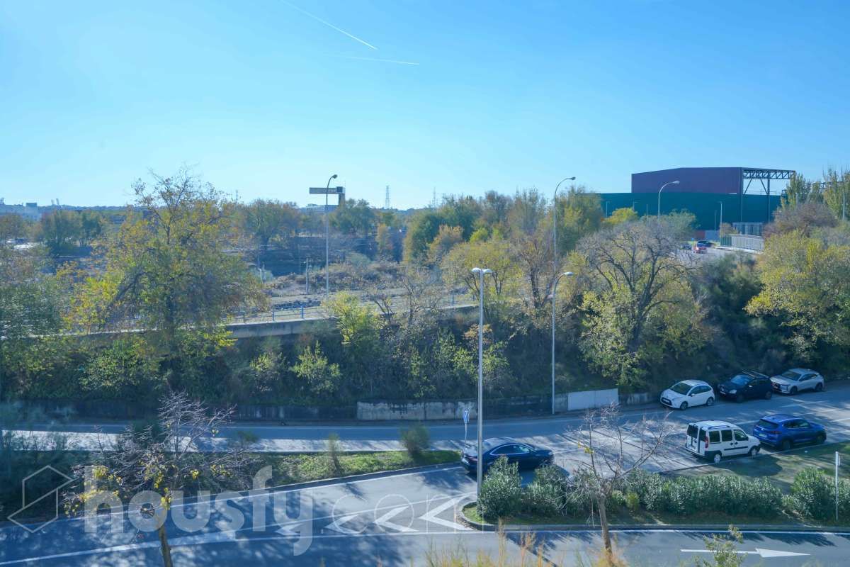 Vista exterior de Pis en venda en  Madrid Capital amb Aire condicionat, Calefacció i Terrassa