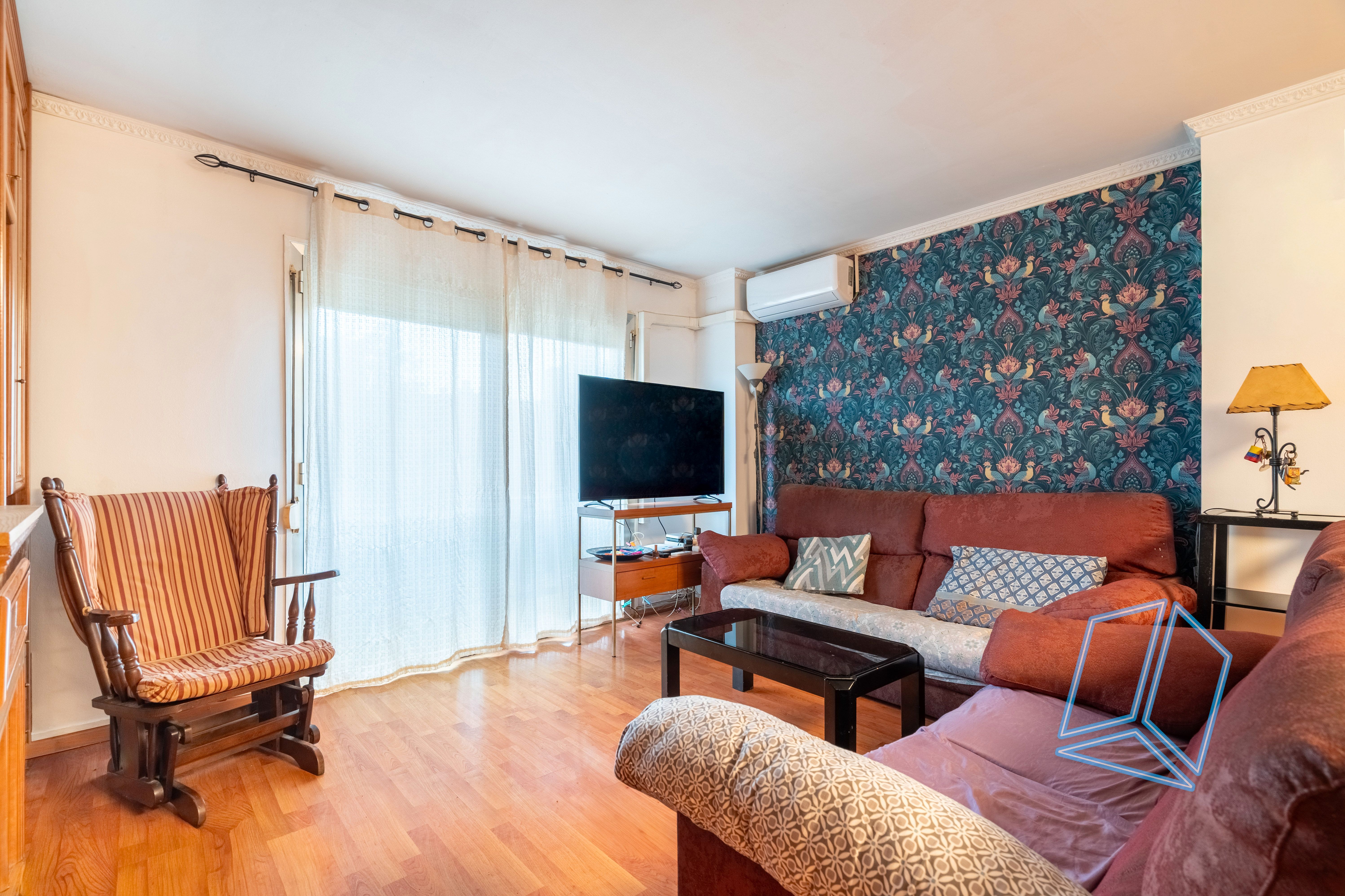 Living room of Flat for sale in  Barcelona Capital  with Heating