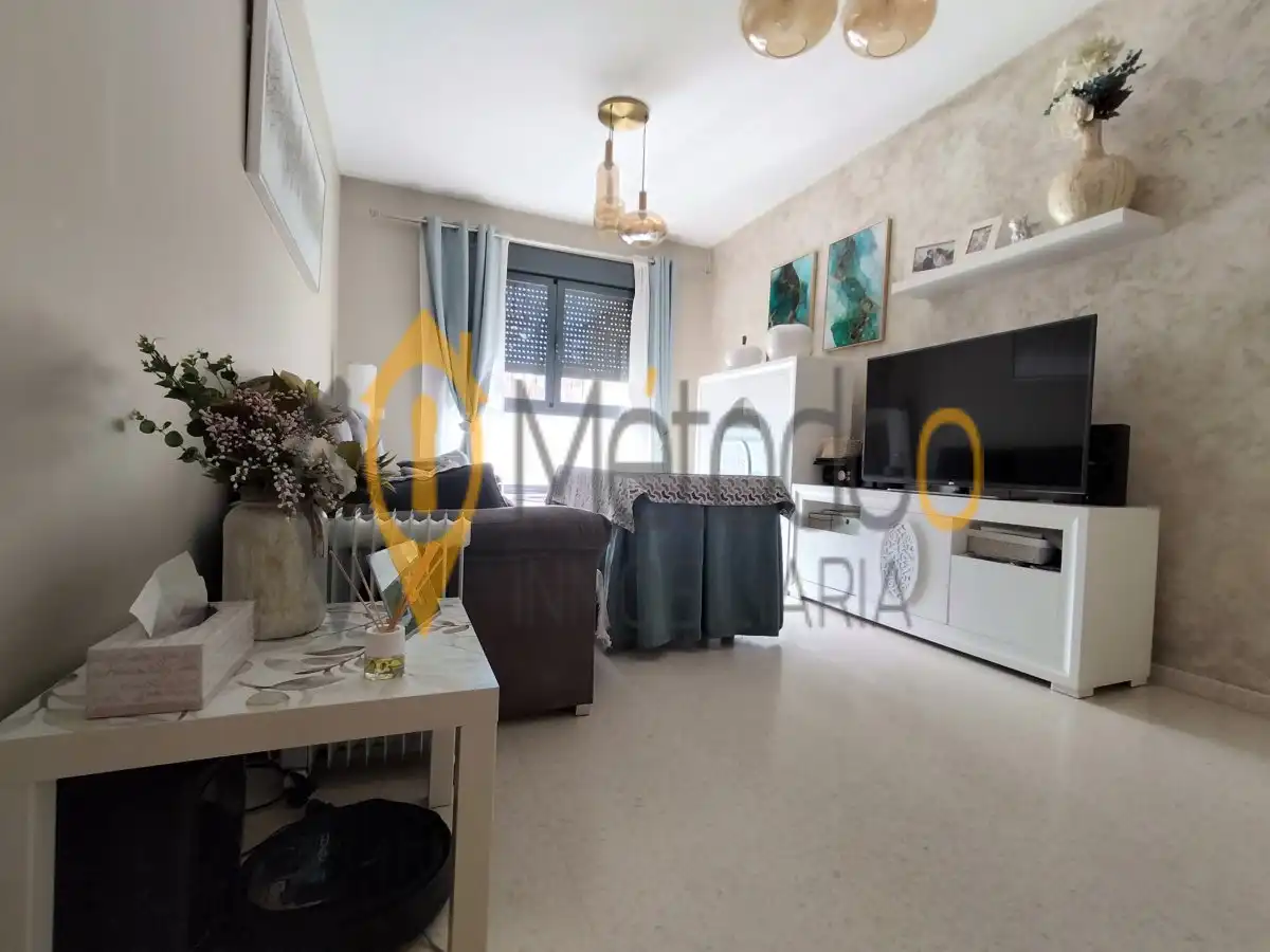 Sala de estar de Piso en venta en Sevilla con Aire acondicionado, Calefacción y Jardín privado