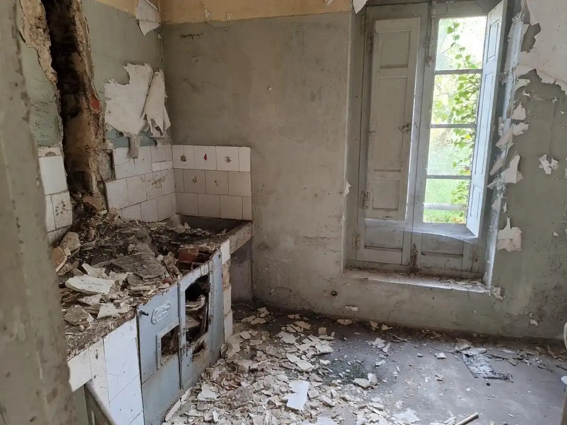 Cocina de Finca rústica en venta en Siero