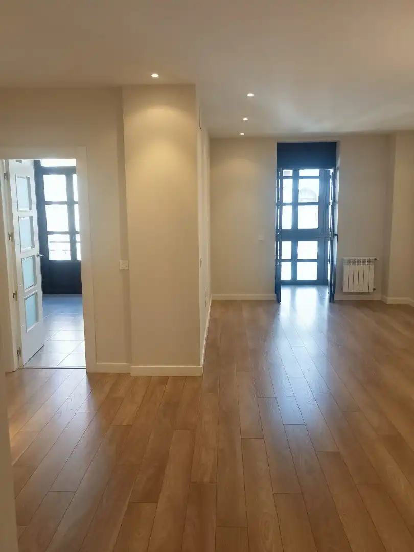 Flat for rent in Oviedo   with Heating, Parquet flooring and Oven