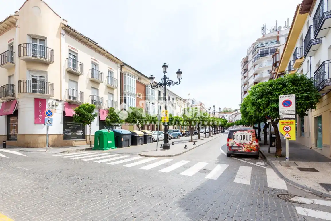 Vista exterior de Pis en venda en Vélez-Málaga
