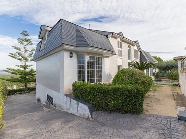 Villa con piscina in vendita a Centro