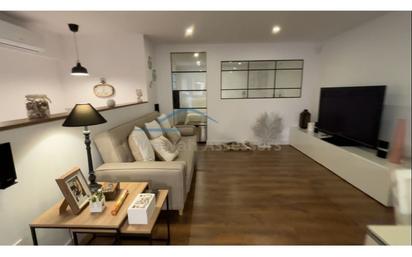 Living room of Apartment for sale in Sabadell