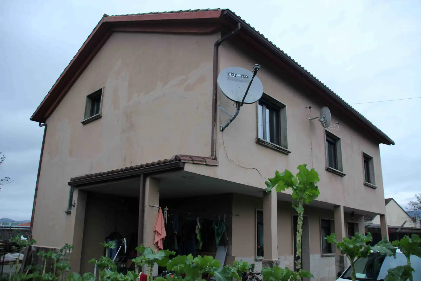 Vista exterior de Casa o chalet en venta en Valga con Jardín privado, Trastero y Amueblado