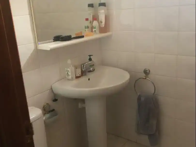 Baño de Piso en venta en Lardero con Aire acondicionado, Jardín privado y Trastero