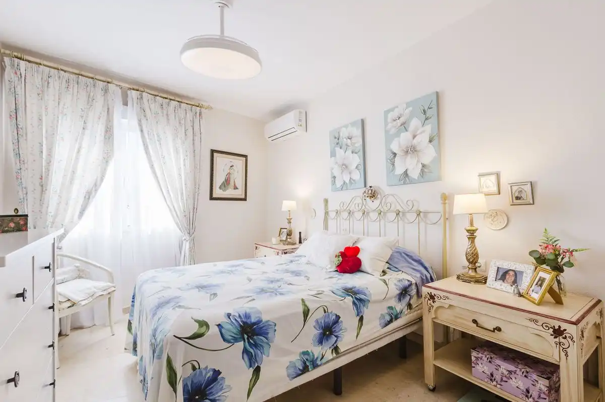 Flat with terrace for sale in Calle Pedro de Villandrado, imagen 17