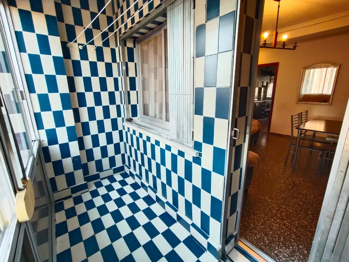 Baño de Piso de alquiler en Granada con Aire acondicionado, Amueblado y Lavadora
