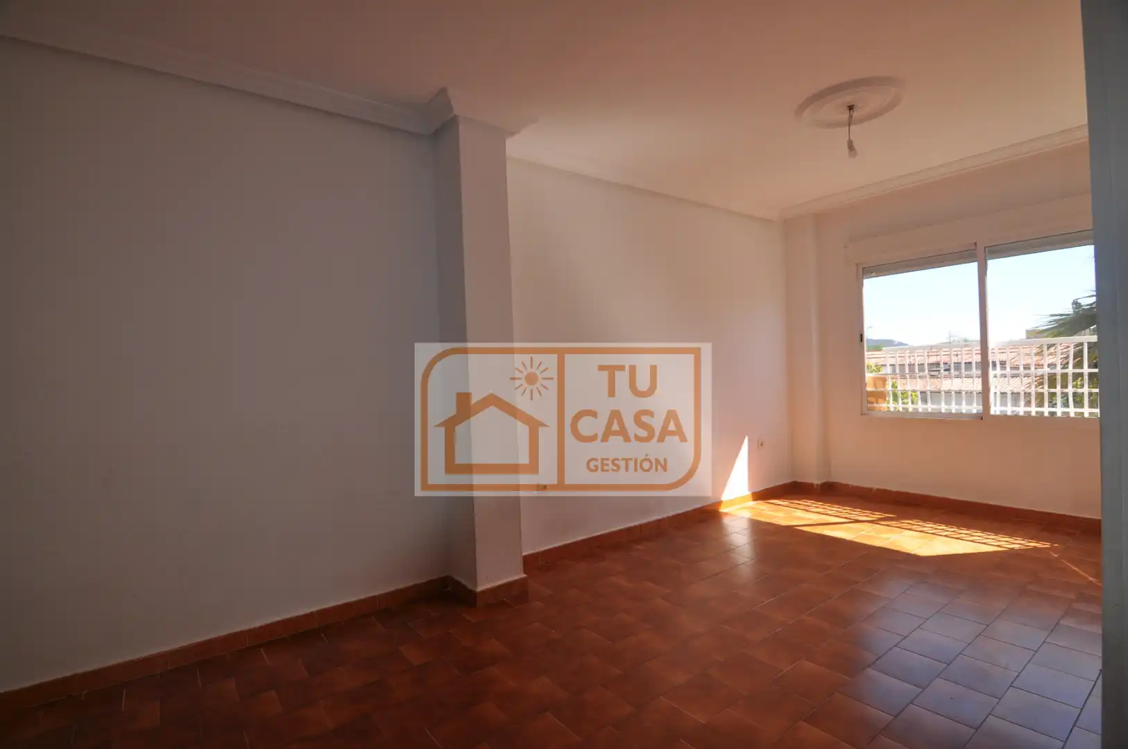 Living room of Flat for sale in Cáceres  with Heating, Private garden and Terrace