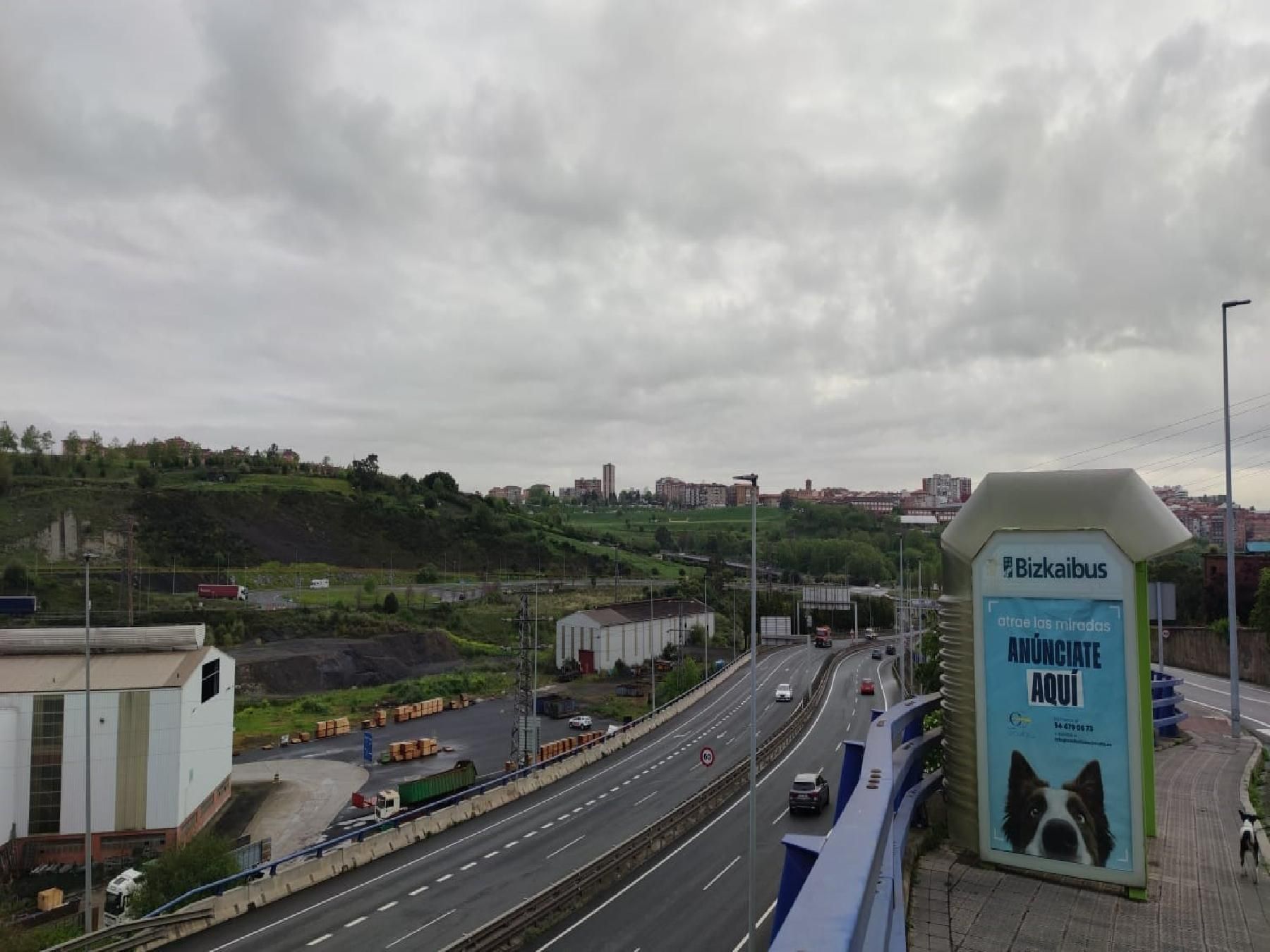 Vista exterior de Pis en venda en Valle de Trápaga-Trapagaran