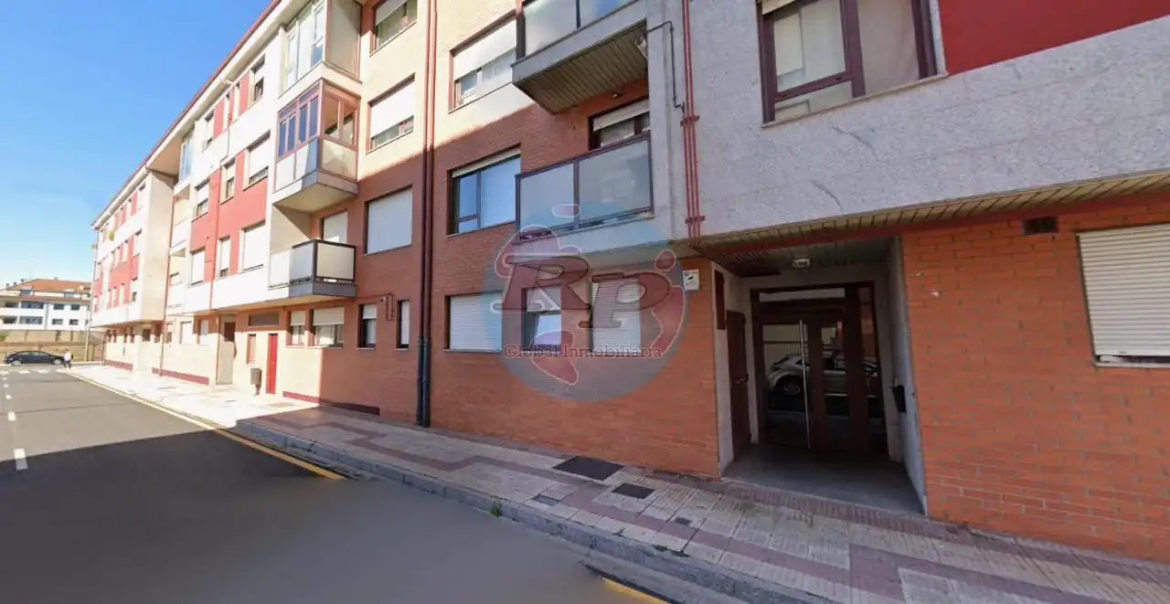 Flat with lift for sale in Armunia