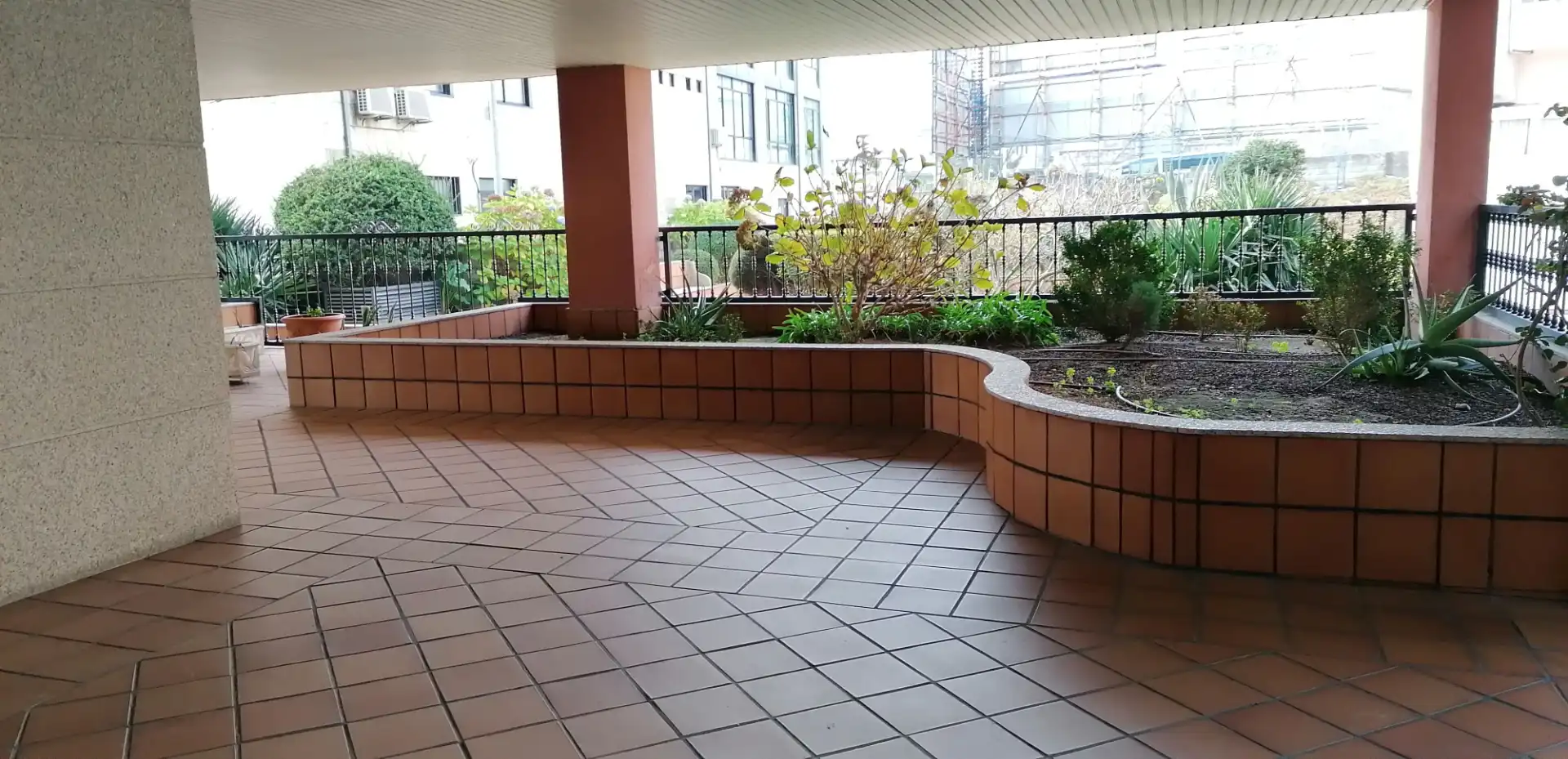 Terrassa de Apartament en venda en Vigo  amb Calefacció, Jardí privat i Parquet