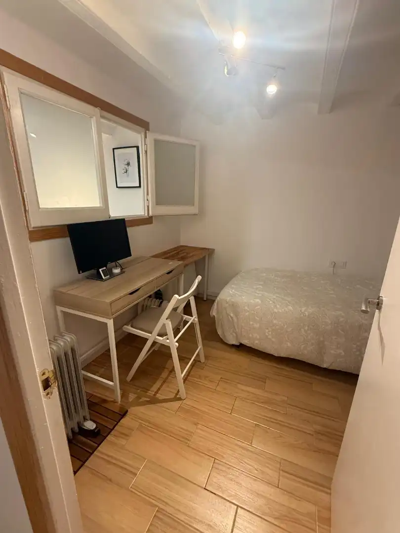 Piso de alquiler en El Raval