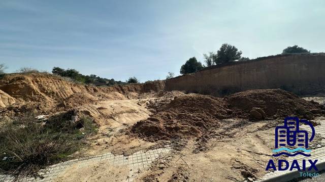 Terreno residencial en Venta en Calle Torcaz, 32 en El Beato
