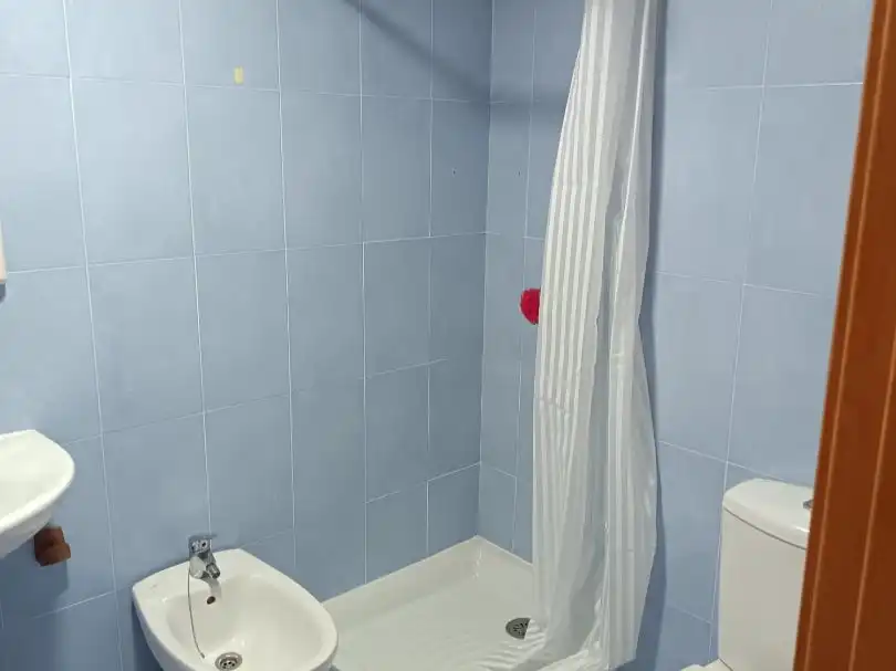Baño de Piso de alquiler en Centro  