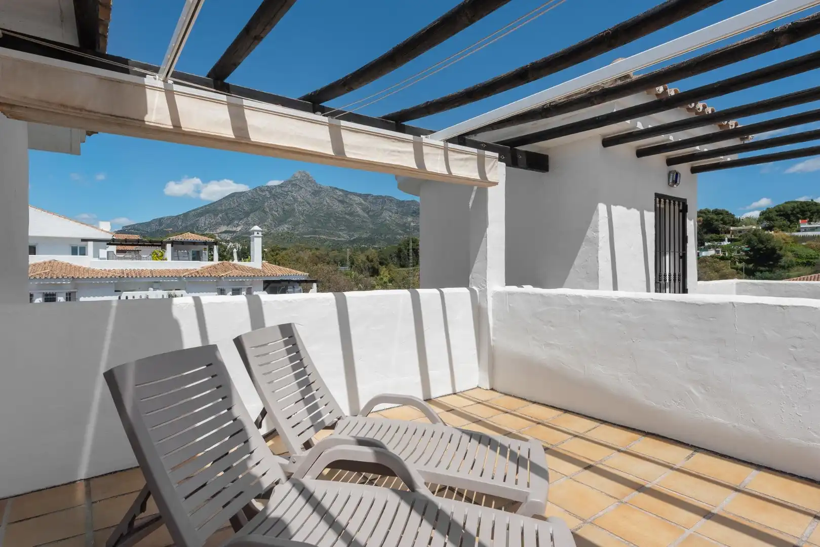 Terrassa de Àtic en venda en Marbella amb Piscina comunitària
