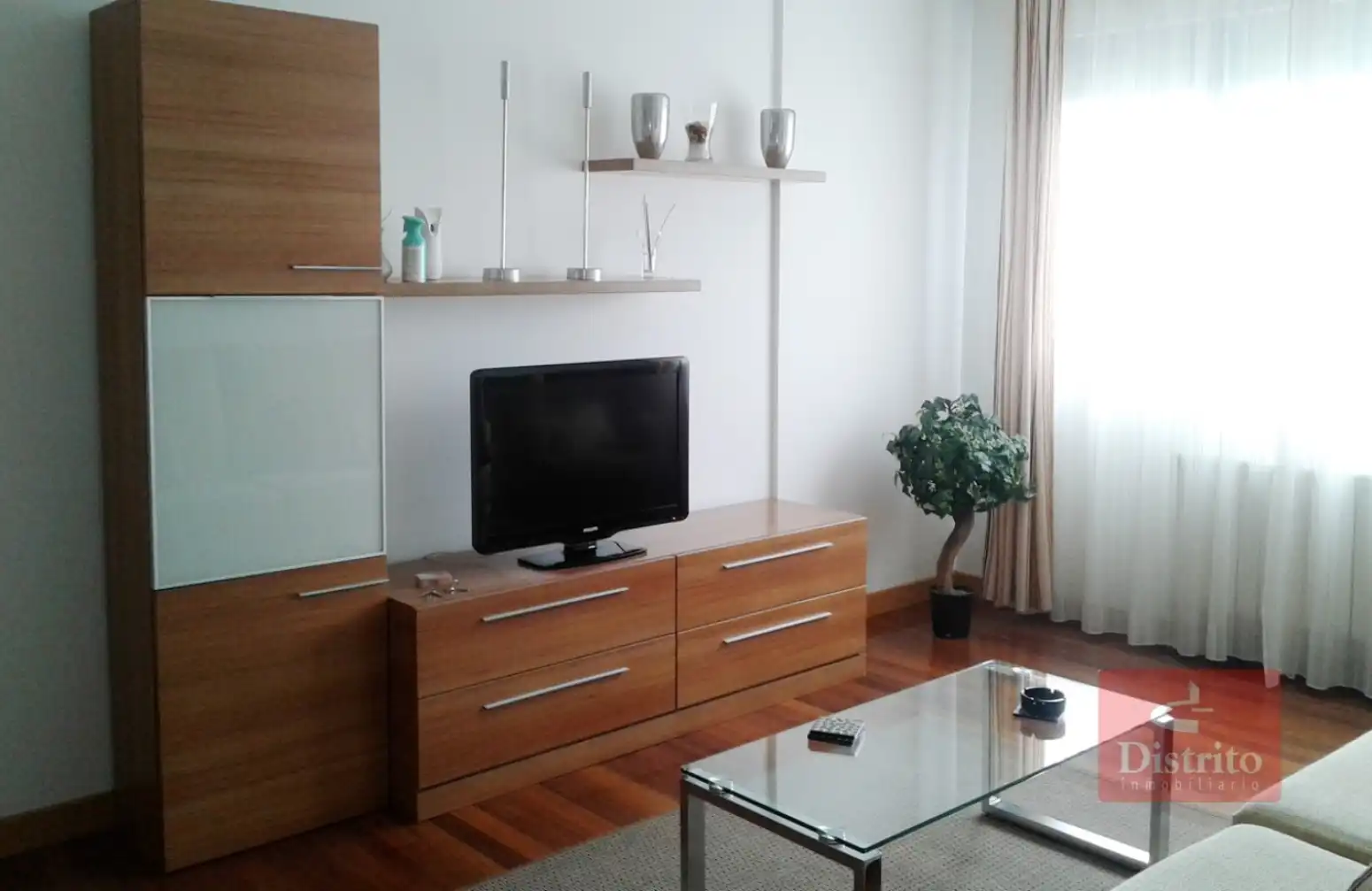 Wohnzimmer von Wohnung zur Miete in Santander mit Heizung, Möbliert und Balkon