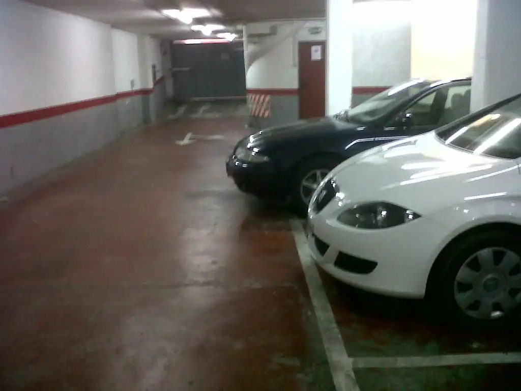 Parkplatz von Garage zur Miete in L'Hospitalet de Llobregat