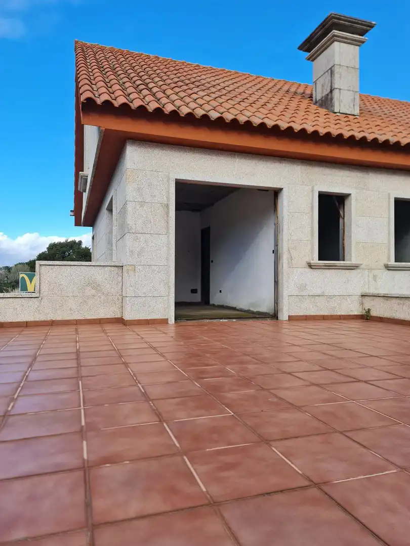 Xalet amb terrassa en venda a A Guarda