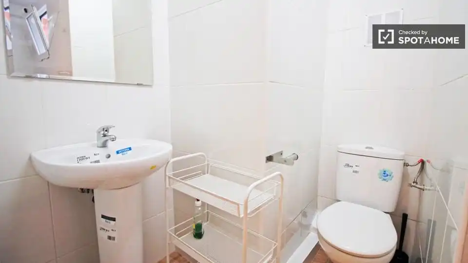 Room in El Raval