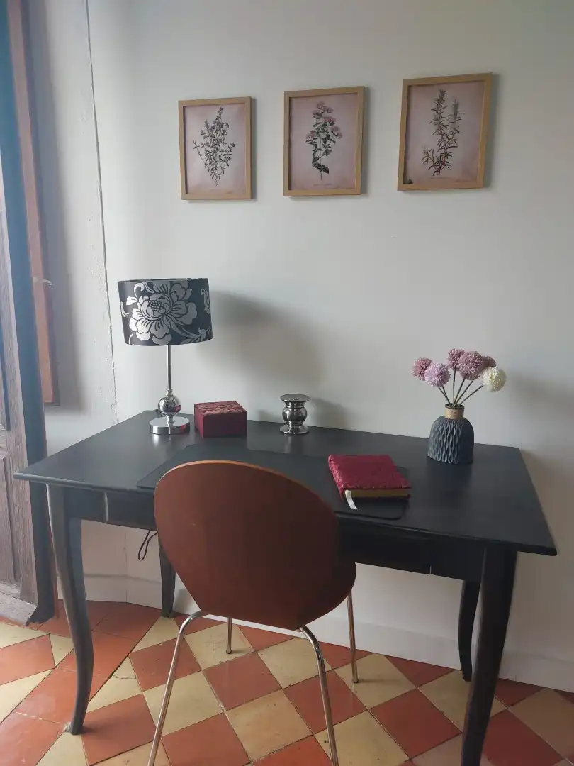 Dormitori de Apartament de lloguer en Cuenca amb Moblat, Forn i Rentadora