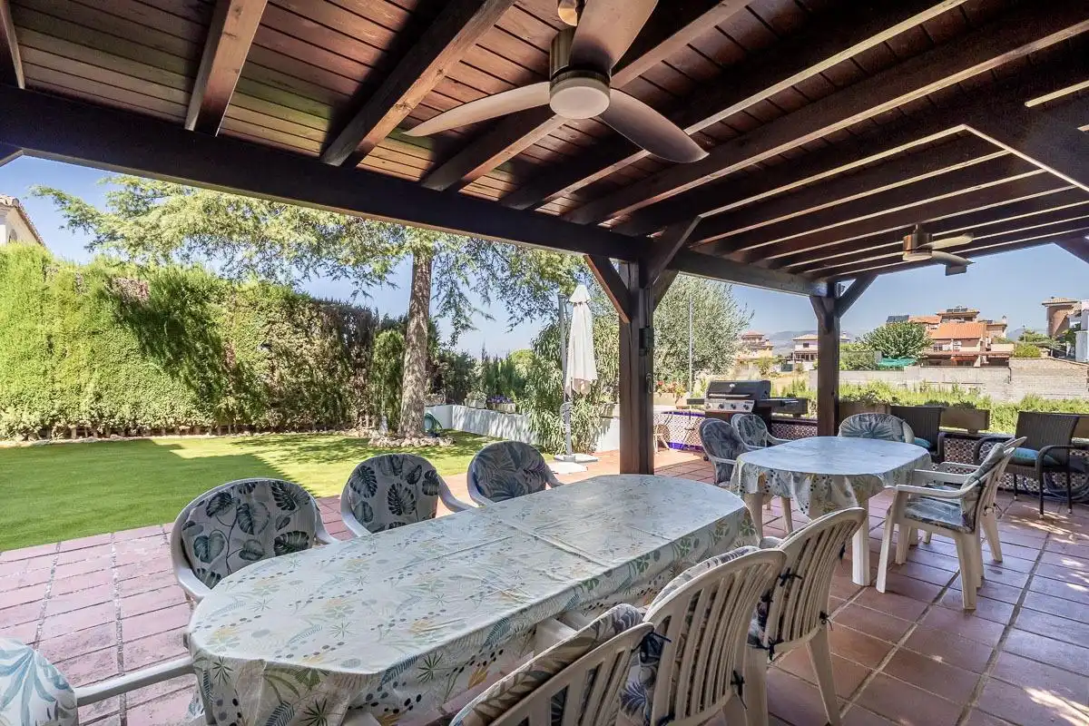 Casa con piscina in vendita a Altos de la Zubia, imagen 5