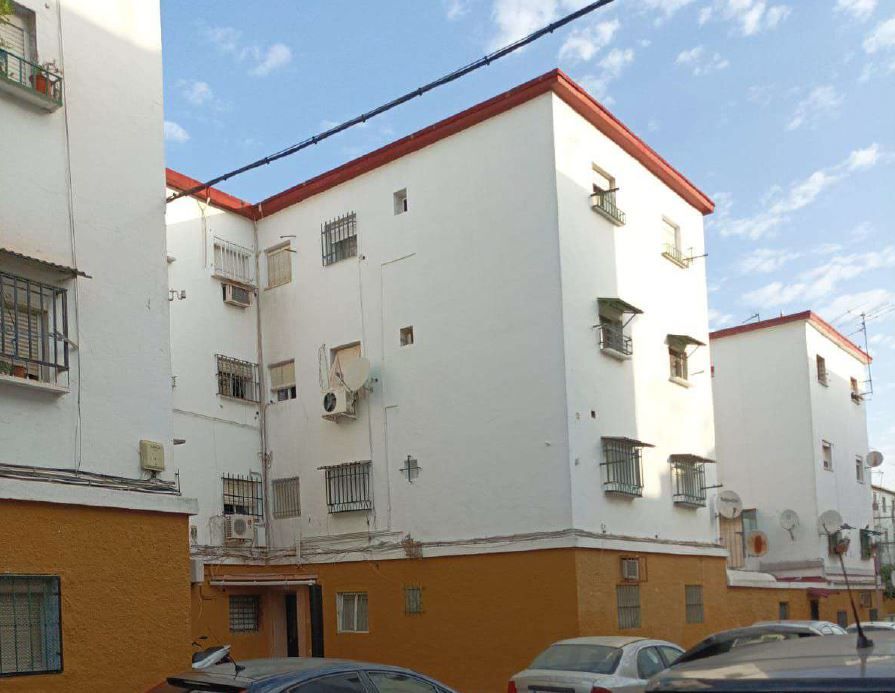 Exterior view of Flat for sale in  Sevilla Capital