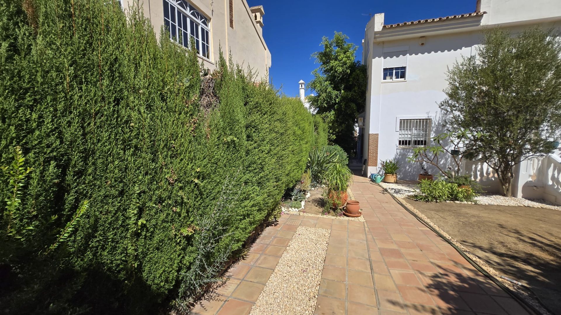 Jardín de Casa adosada en venta en Alhaurín de la Torre con Aire acondicionado, Jardín privado y Trastero