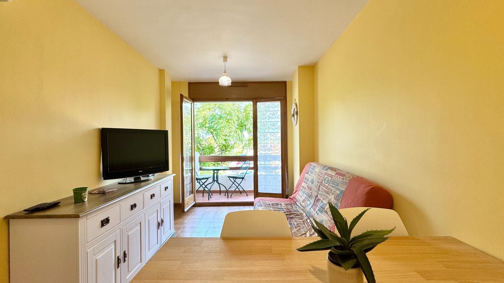 Bedroom of Flat for sale in Empuriabrava  with Heating