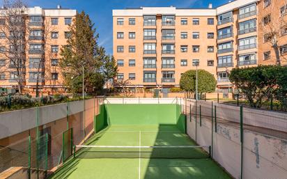 Vista exterior de Apartament en venda en  Madrid Capital amb Calefacció