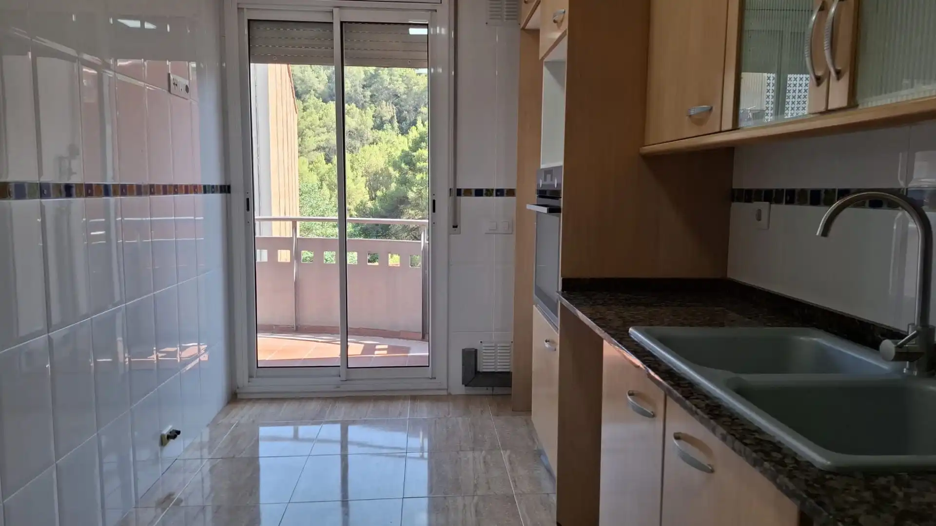 Cocina de Dúplex en venta en Vallirana con Aire acondicionado, Calefacción y Terraza