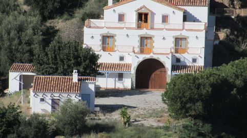 Foto 2 de Finca rústica en venda a Sedella, Málaga