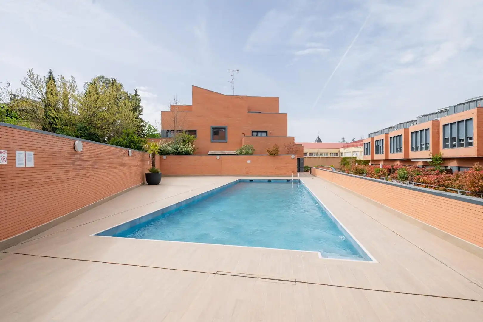 Piscina de Àtic en venda en Torrelodones amb Aire condicionat, Calefacció i Jardí privat
