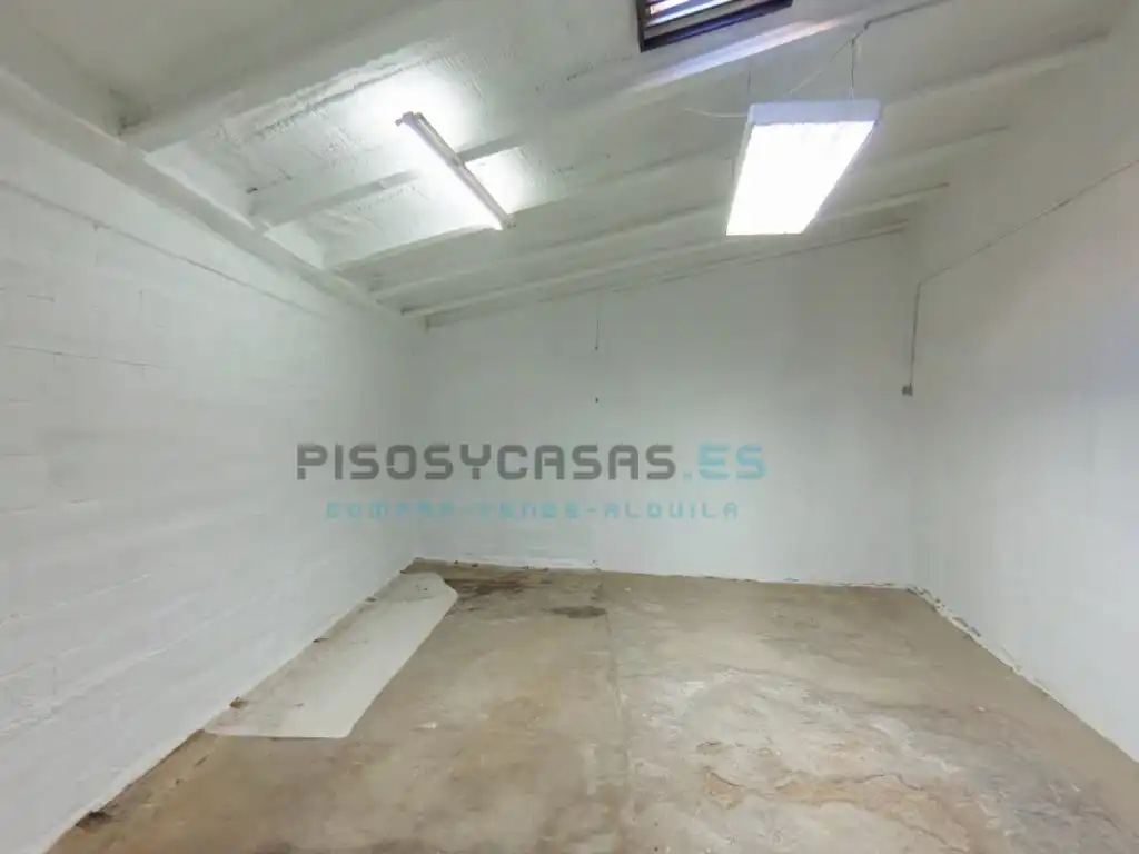 Casa con terraza en venta en Calle Democracia 4, imagen 29