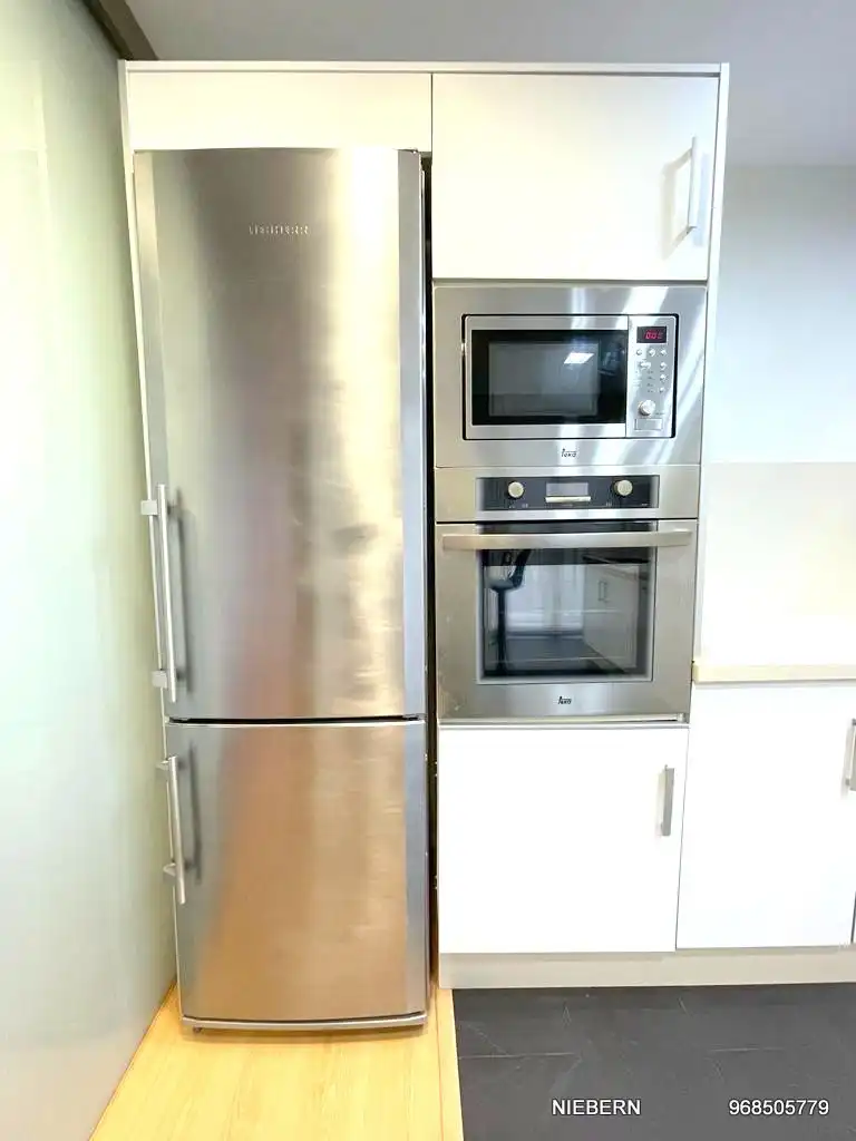 Cocina de Piso de alquiler en Cartagena con Aire acondicionado, Parquet y Amueblado