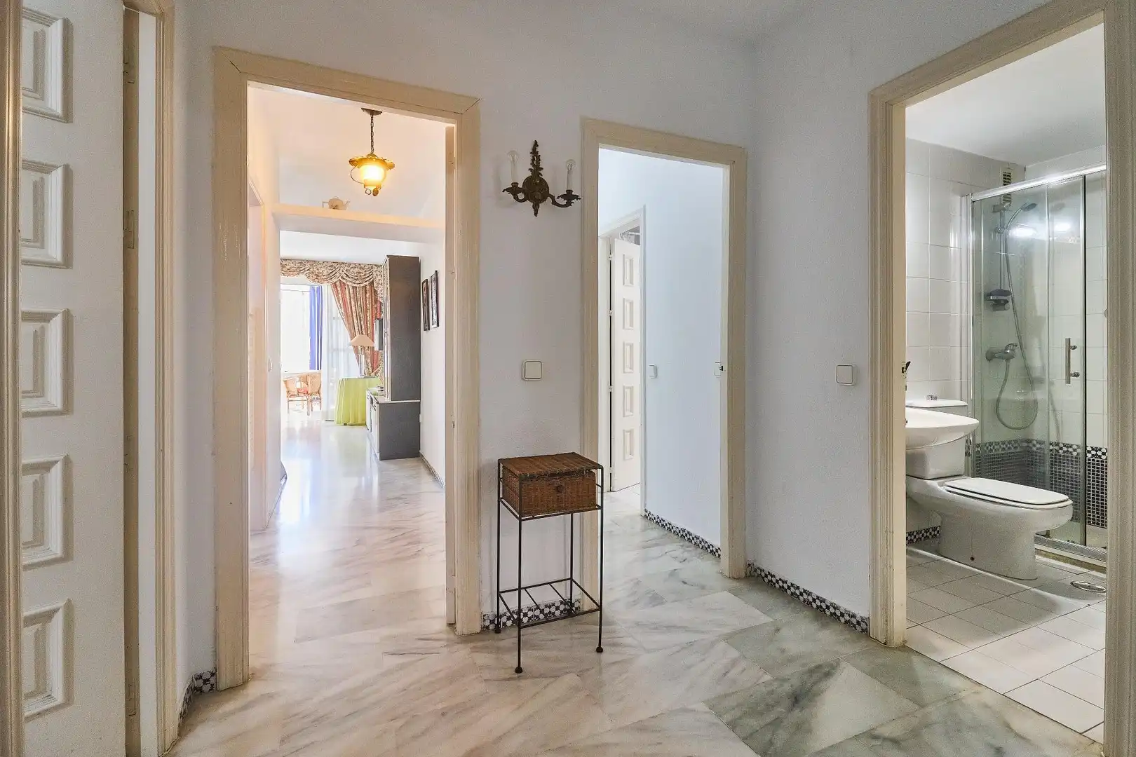 Flat for sale in Fuengirola  with Air Conditioner, Terrace and Community pool