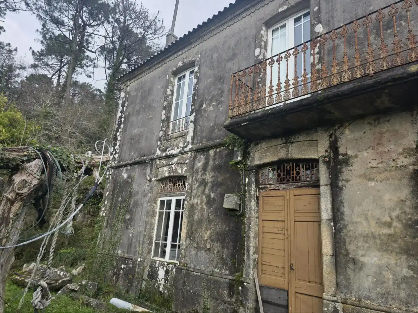 Außenansicht von Country house zum Verkauf in Muros, A Coruña