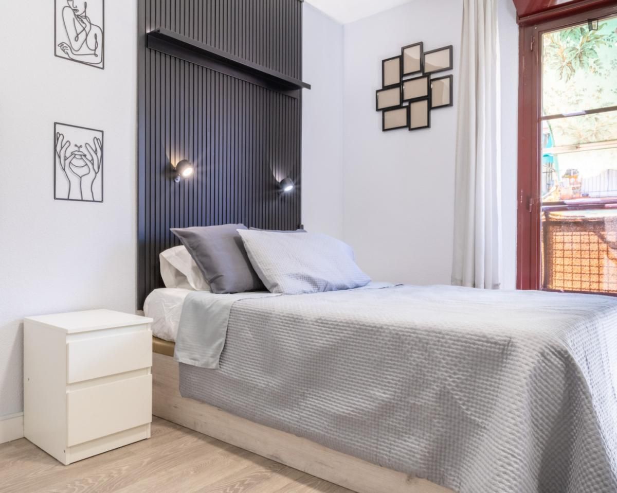 Bedroom of Apartment to share in Alcobendas  with Air Conditioner, Furnished and Oven