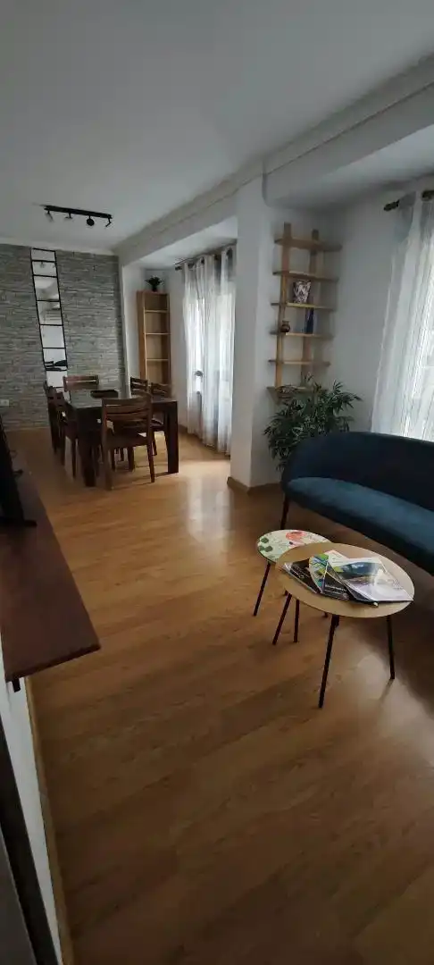 Sala de estar de Piso para compartir en Córdoba con Aire acondicionado, Parquet y Amueblado