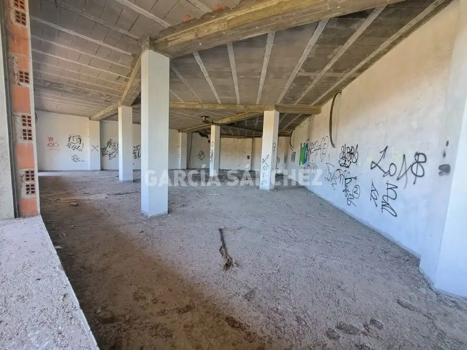 Gewerbefläche zum Verkauf in Calle Cimadevila, imagen 6