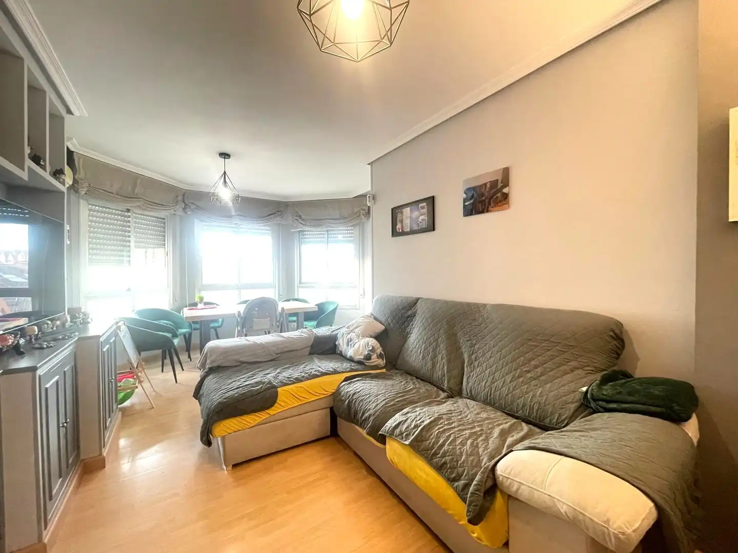 Sala de estar de Piso en venta en Cáceres con Calefacción
