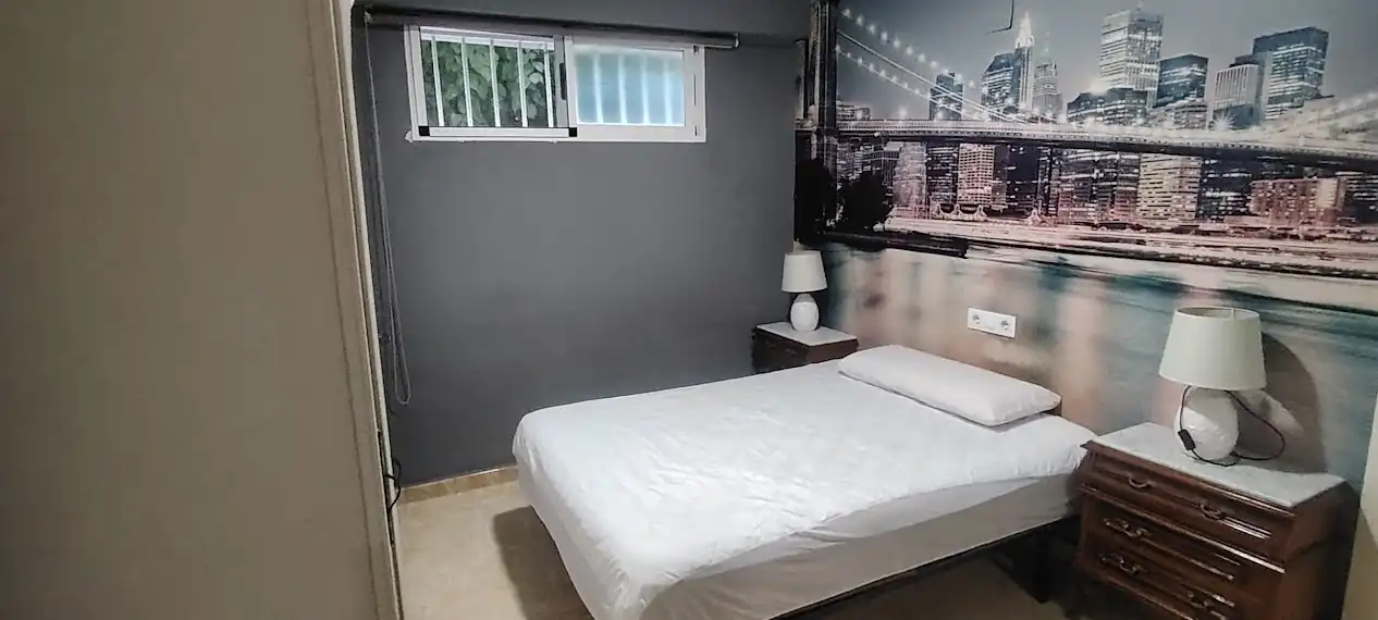 Bedroom of Flat for rent in Linares  with Air Conditioner, Heating and Furnished