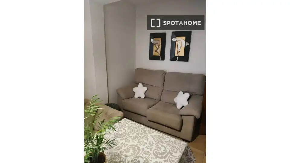 Sala d'estar de Apartament per a compartir en Córdoba amb Aire condicionat, Terrassa i Moblat