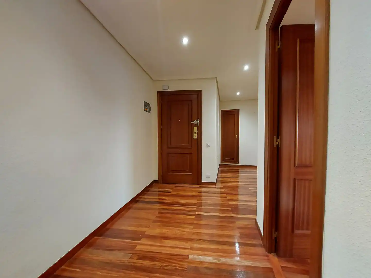 Piso de alquiler en  Logroño con Calefacción, Terraza y Trastero