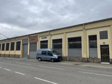 Local comercial en alquiler en Carretera 83