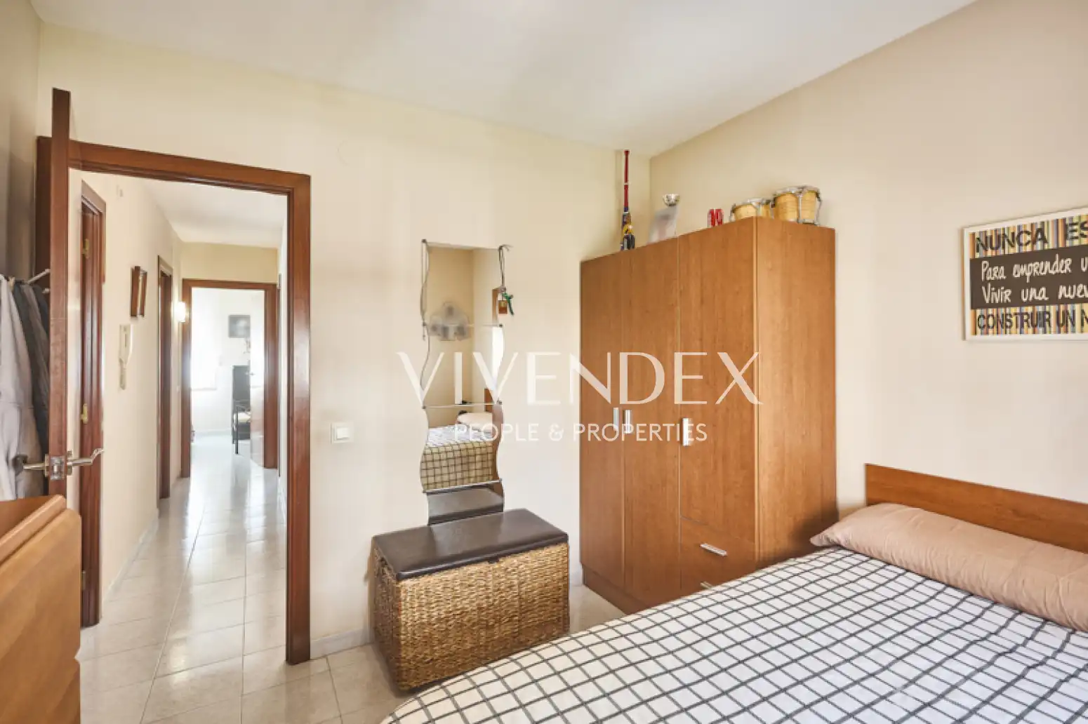 Habitación de Casa adosada en venta en Viladecans con Calefacción, Jardín privado y Terraza