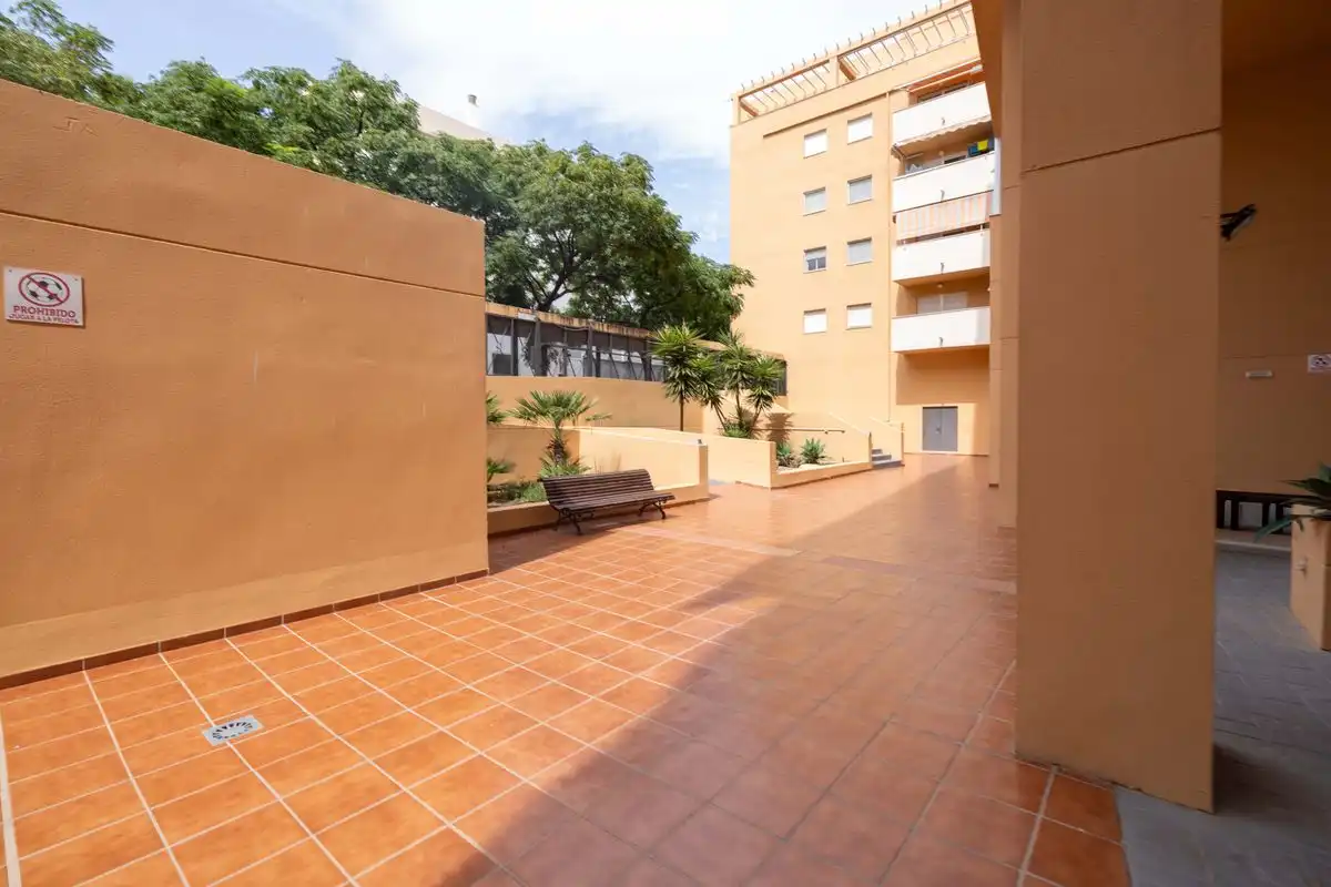 Piso con terraza en venta en Calle Grazalema, imagen 30