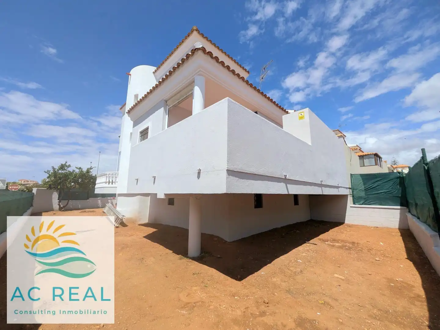 Vista exterior de Casa adosada en venta en Ayamonte con Aire acondicionado, Jardín privado y Terraza
