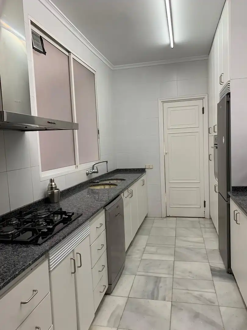 Cocina de Piso de alquiler en Valencia con Aire acondicionado y Calefacción