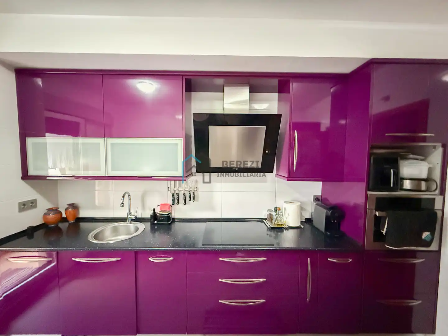 Cocina de Piso en venta en Bermeo con Calefacción, Trastero y Amueblado